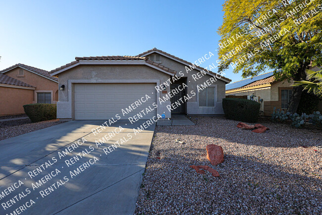 Photo - 18210 N Skyhawk Dr House