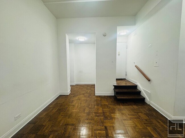 Photo - EAST 35 STREET Unit 1A