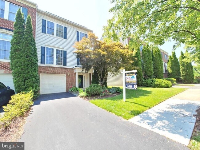 Building Photo - 12 Rockingham Ct Rental