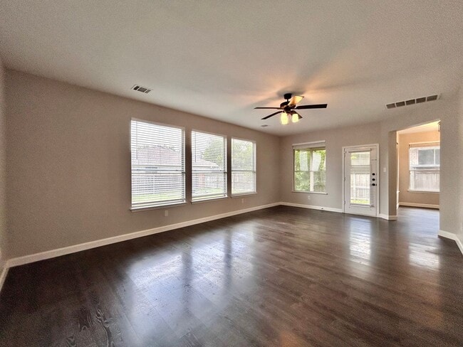 Photo - 17300 Bishopsgate Dr