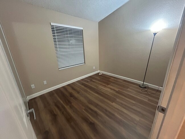 Photo - 3431 W Morrow Dr