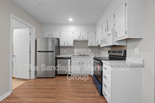 Photo - 28 Crosscreek Dr