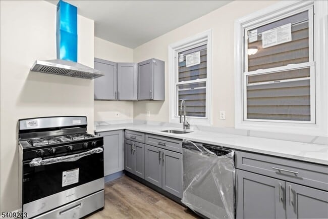 Photo - 61 Columbia Ave