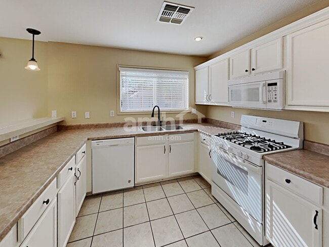 Photo - 360 E Atlas Cedar Pl