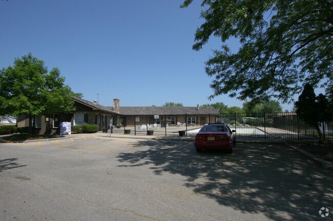 Photo - Whippletree Village Apartments