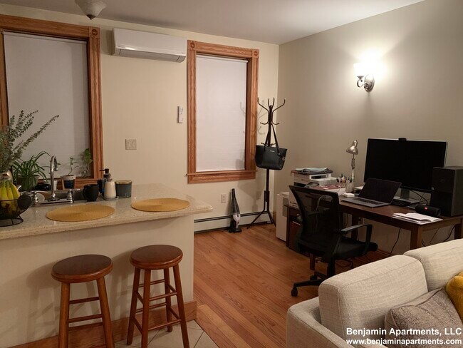 Photo - 29 Phillips St Unit 1