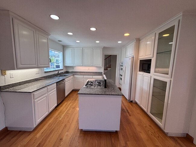 Photo - CAMBRIAN - Beautifully maintained home with hardwood floors and central A/C.