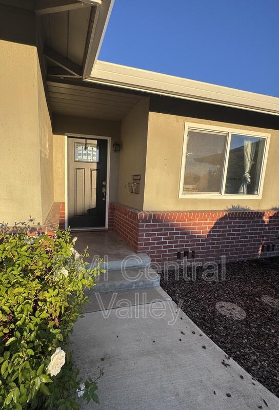 Photo - 1314 Carolyn Ave