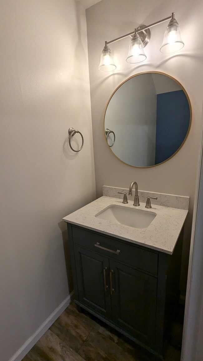 Photo - 2107 Alpine Rd