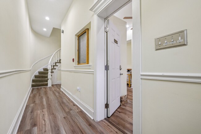 Photo - 1520 McCulloh St Unit Apt 1