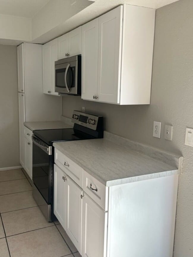 Photo - 6046 W Townley Ave