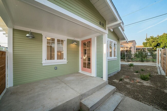 Photo - 511 Micheltorena St