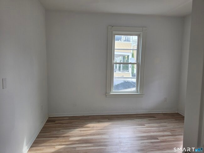 Photo - 25 Elm St Unit 1st floor