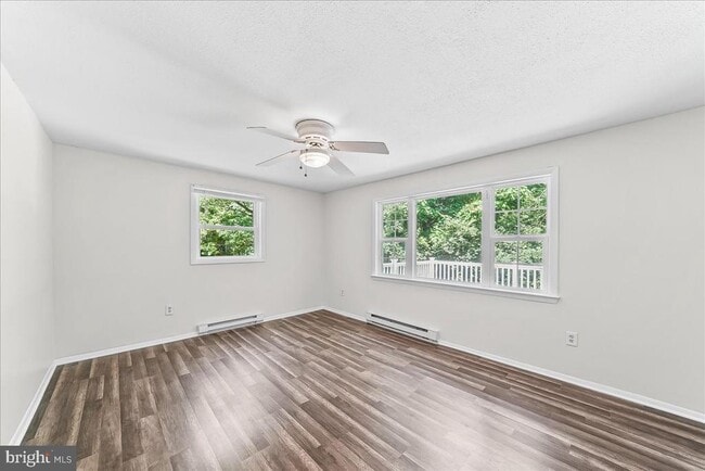 Photo - 436 Spackman Ln