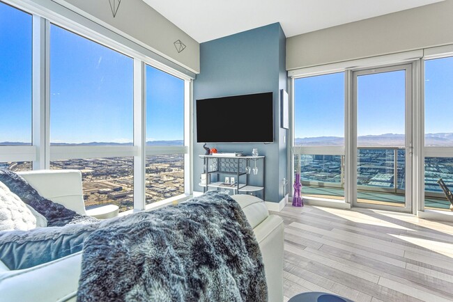 Photo - Martin 4201-City/Strip Views from this Stunning 1Bd/2Ba Residence Unit 4201