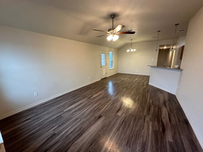 Photo - AVAILABLE Now! *MORE PHOTOS COMING SOON*