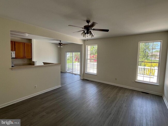 Building Photo - 32 Wanoma Cir