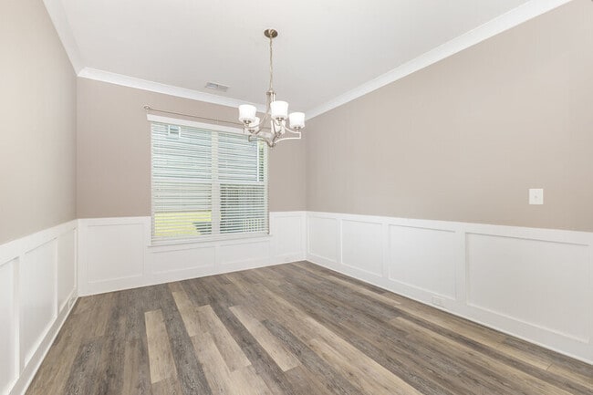 Photo - 149 Kingston Drive