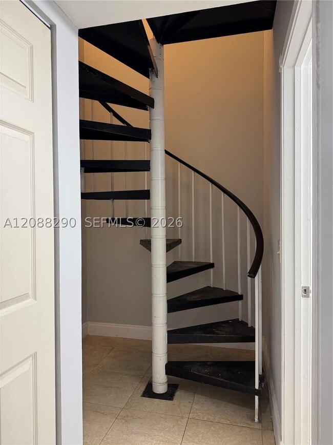 Photo - 25 Deer Creek Rd