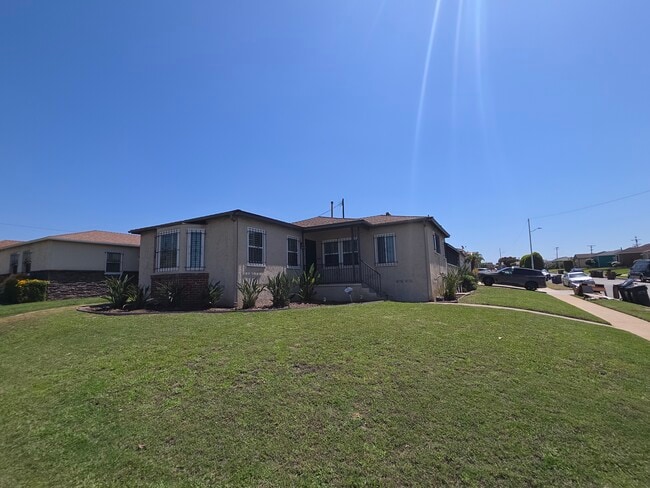 Photo - 2157 W 109th Pl