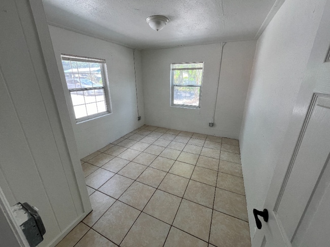 Photo - 1318 SE 7th Ave