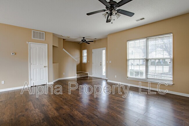Photo - 631 Timber Walk Dr