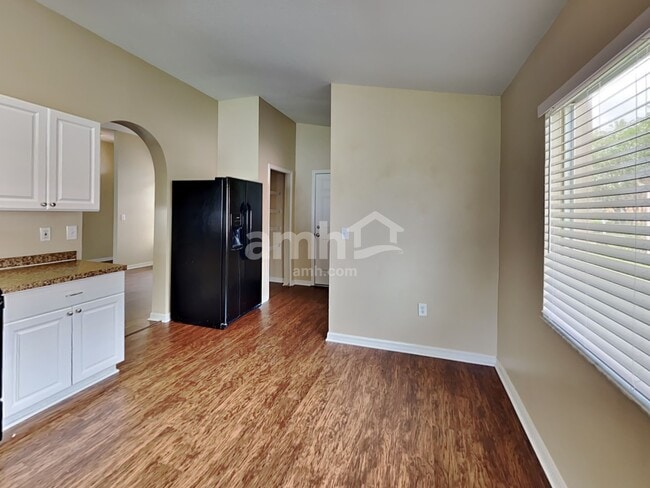 Photo - 27826 Breakers Dr