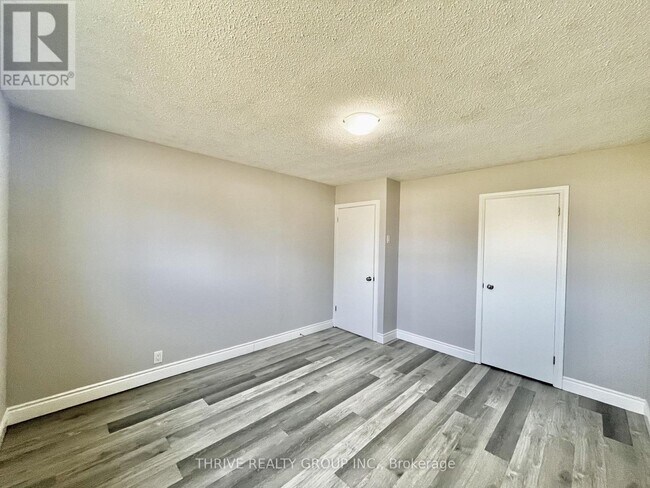 Photo - 1 Balfour Pl Unité 1