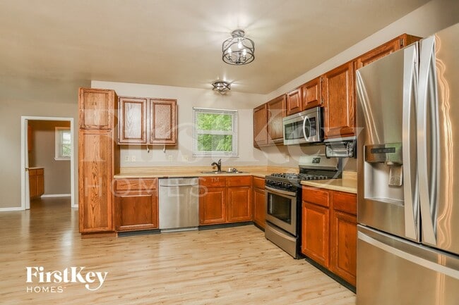 Photo - 307 W Sunny Hill Blvd
