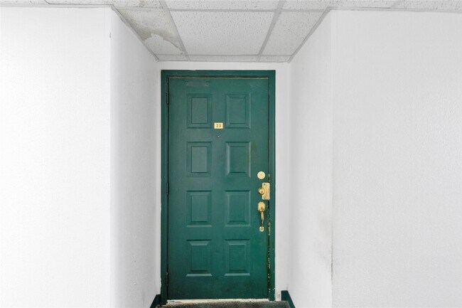 Photo - 2830 S Bartell Dr Unit 23