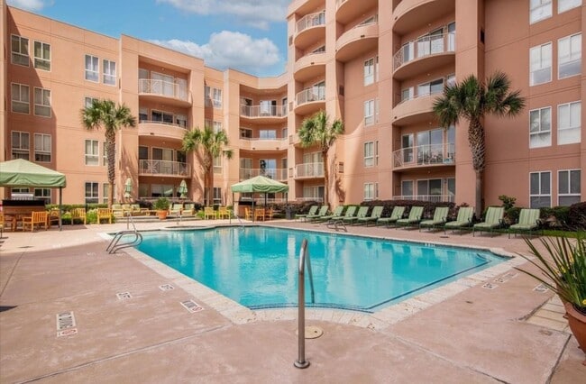 Building Photo - 3505 Sage Rd Unit 1606