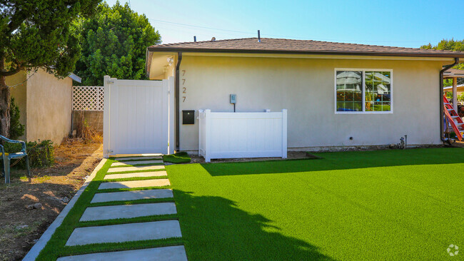 Building Photo - 7727 Shady Cove Ave Unit A Rental