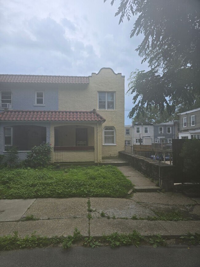 2bd/1ba charming house - 2bd/1ba charming house