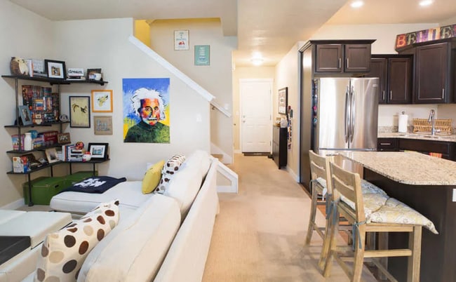 Photo - 3 Bed/2 Bathroom house in South Jordan