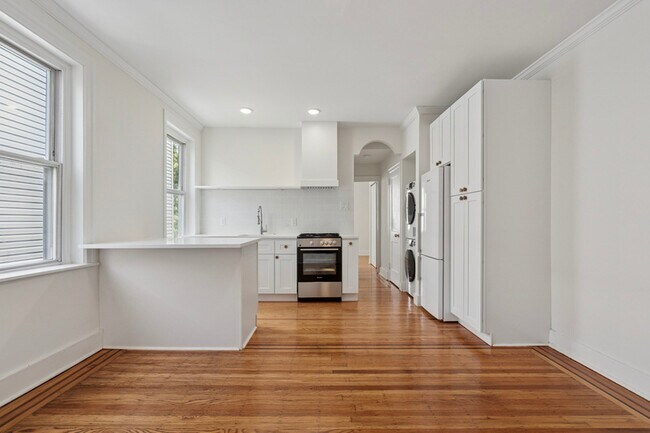 Photo - 1223 N Franklin St Unit 3R
