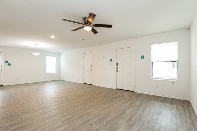 Photo - 8811 Barrow Path