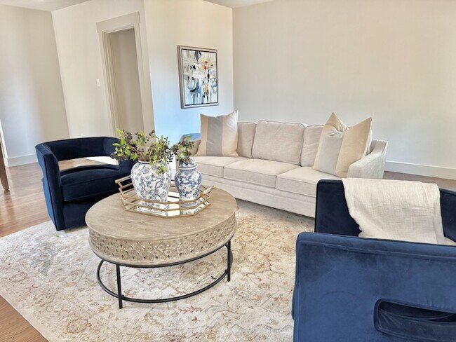 Photo - 2202 28th St