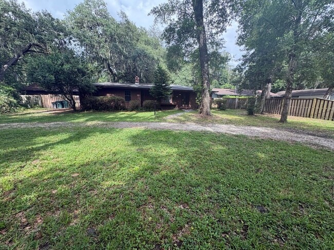 Building Photo - 12723 Longivew Dr W Rental