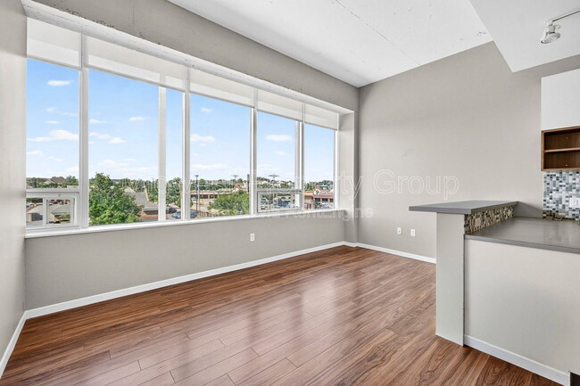 Photo - 4100 Lindell Blvd Unit 302