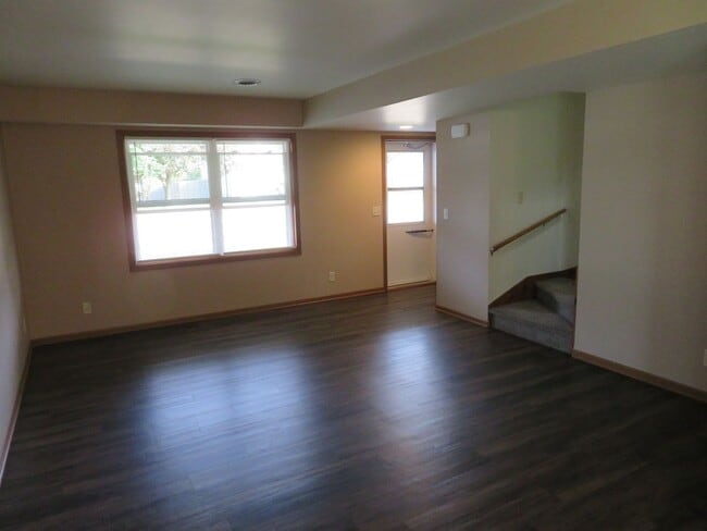 Photo - Harry Roethle Briarwood Duplex Unit 1605 Briarwood