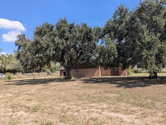 Photo - 1439 N Alamo Rd