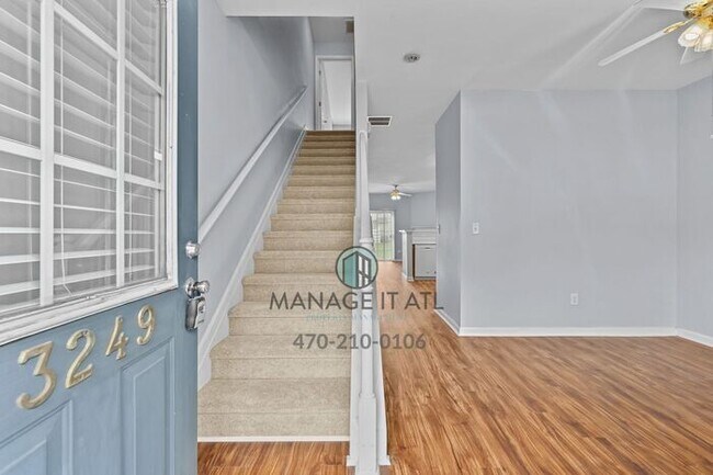 Photo - 2-bedroom, 2.5-bathroom Condominium in the heart of Peachtree Corners