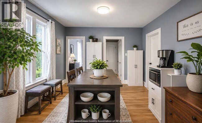 Photo - 1545 Church St