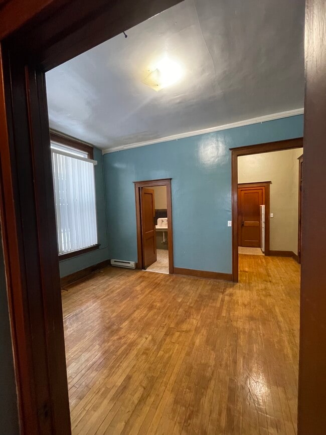 Photo - 3rd and Main Unit 212