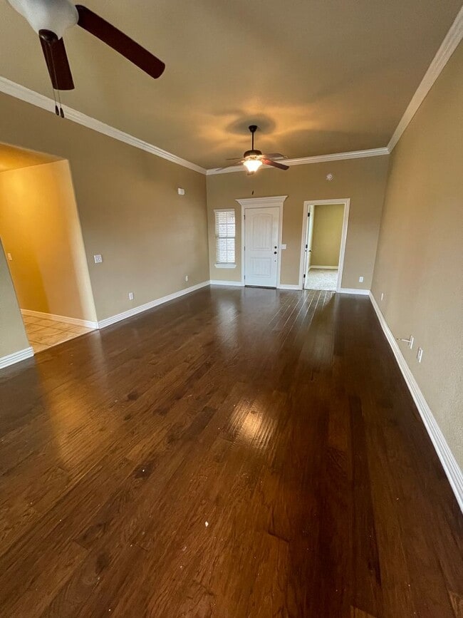 Photo - 405 Cherry St