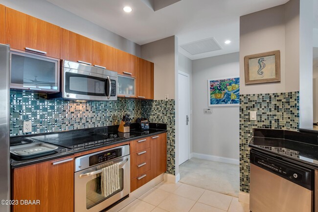 Photo - 241 Riverside Dr Unit 2503