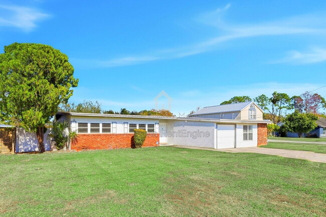 Photo - 2705 Gulfstream Rd