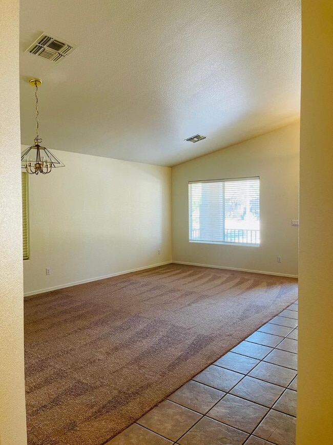 Photo - 8201 W Quail Ave