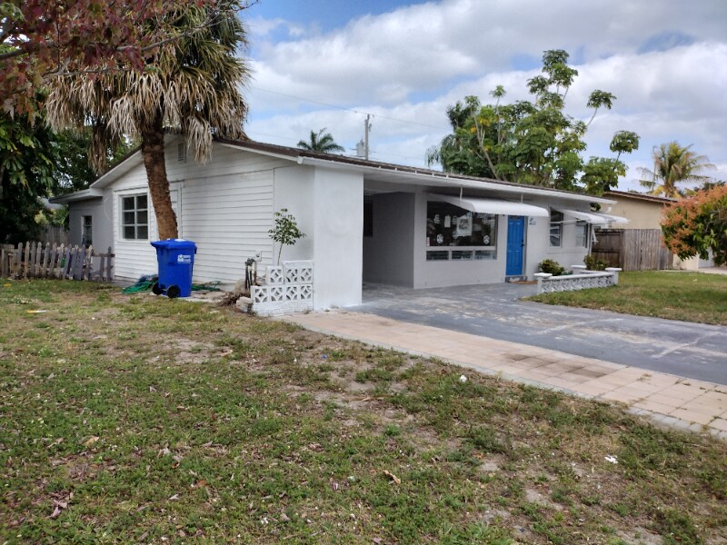 Photo - 1431 NE 32nd Ct