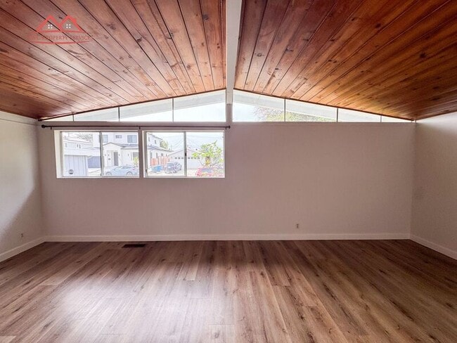 Photo - 18731 Hanna Dr